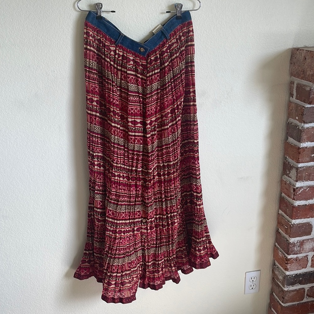Long skirt, brand new with tags